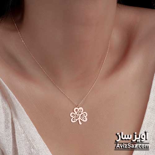 گردنبند گل به طرح قلب کد 100688