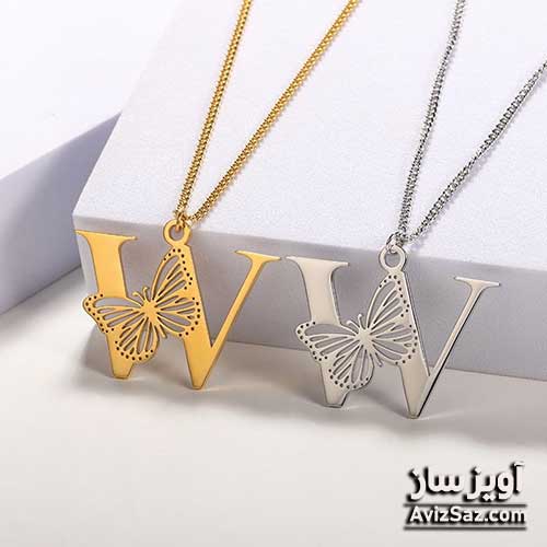 گردنبند حرف انگلیسی W با طرح پروانه کد 100884