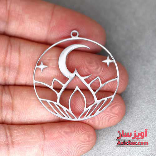 گردنبند ماه و گل نیلوفر کد 101501