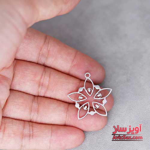 گردنبند ستاره پنج پر کد 101718