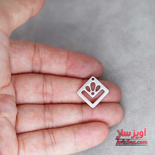 گردنبند گل لوتوس کد 102122