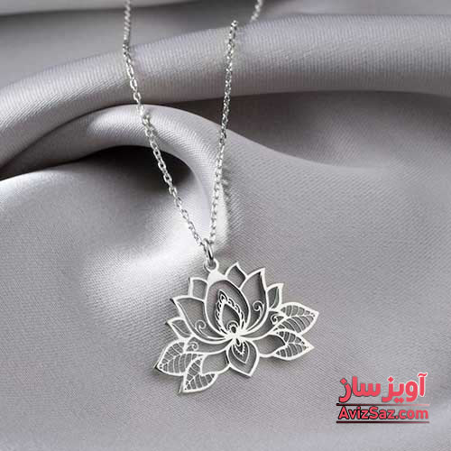 گردنبند گل نیلوفر (گل لوتوس) کد 102129