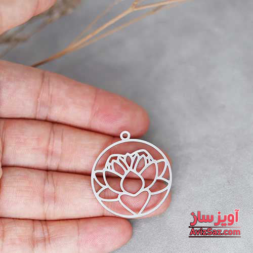 گردنبند گل نیلوفر کد 102139