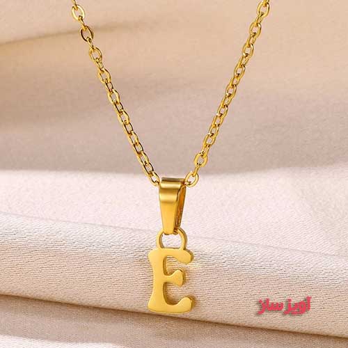 گردنبند حرف انگلیسی E کد 102608