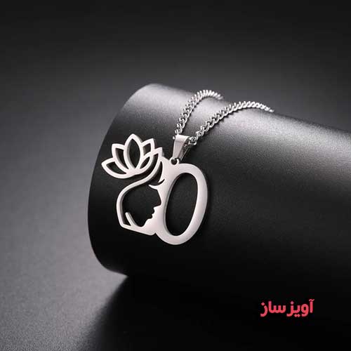 گردنبند حرف انگلیسی O طرح گل نیلوفر کد 102895