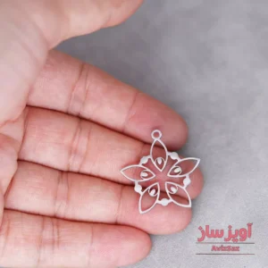 گردنبند ستاره پنج پر کد 101718