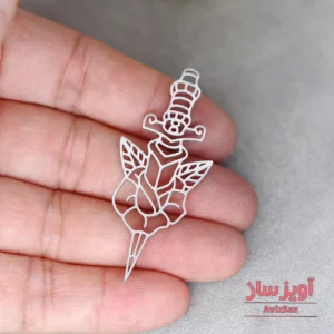 گردنبند شمشیر داخل گل کد 101727