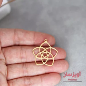 گردنبند گل ونوس کد 102147