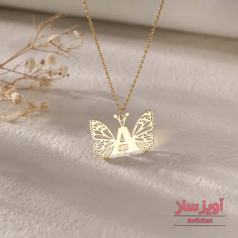گردنبند حرف انگلیسی A با طرح پروانه کد 102185