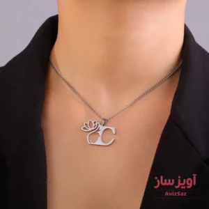 گردنبند حرف انگلیسی C طرح صورت و گل کد 102208