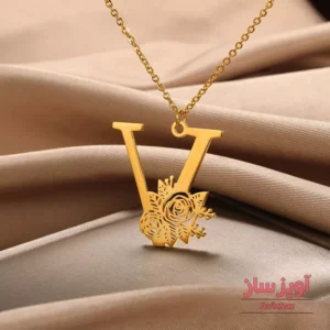گردنبند حرف انگلیسی V طرح گل رز کد 102334